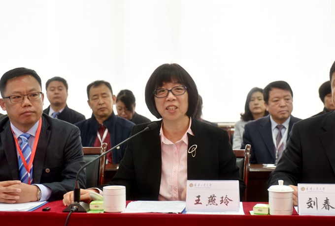 我校举行本科教学工作审核评估专家组见面会